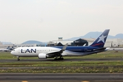 LAN Airlines Boeing 767-316(ER) (CC-CZT) at  Mexico City - Lic. Benito Juarez International, Mexico