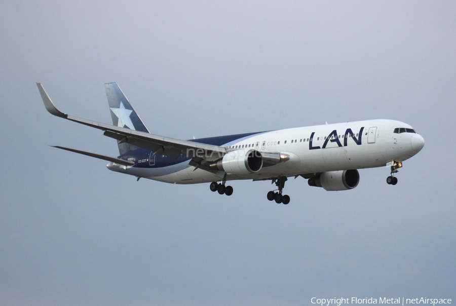 LAN Airlines Boeing 767-316(ER) (CC-CZT) | Photo 309376