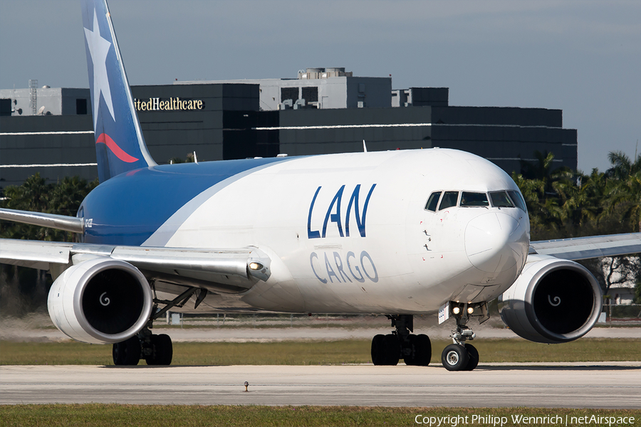 LAN Cargo Boeing 767-316F(ER) (CC-CZZ) | Photo 137619