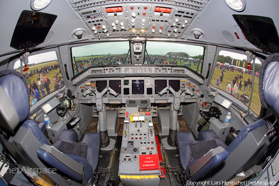 Belgian Air Force Embraer ERJ-135LR (CE-01) | Photo 112485