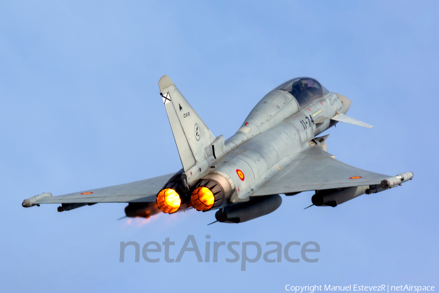 Spanish Air Force (Ejército del Aire) Eurofighter EF2000(T) Typhoon (CE.16-05) | Photo 360948