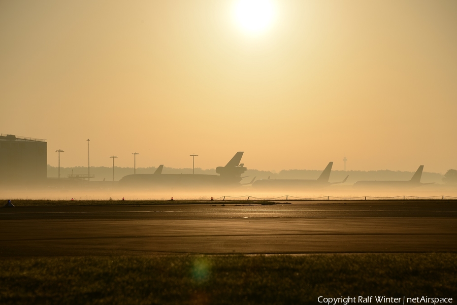 Aviation photo 307252