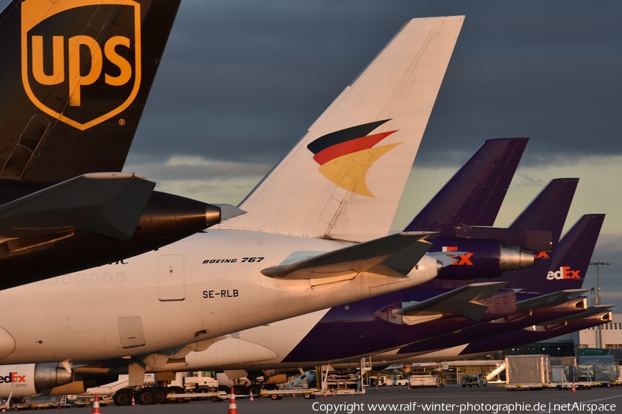 Aviation photo 352533