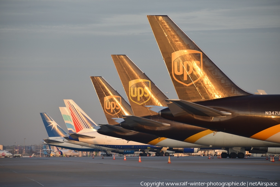 Aviation photo 380772