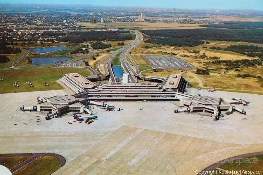 Aviation photo 618560