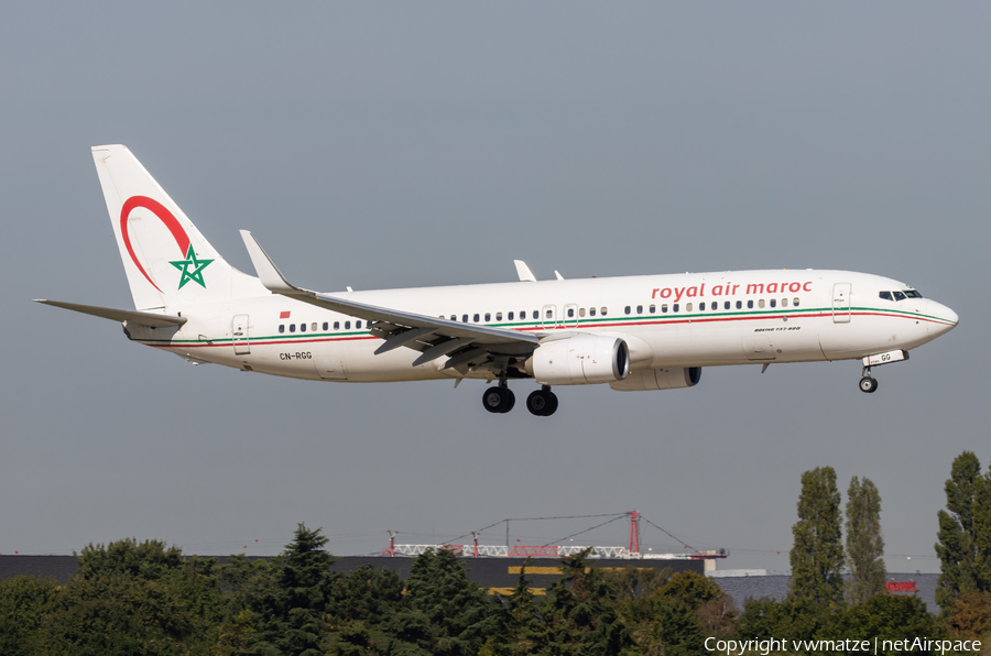 Royal Air Maroc Boeing 737-86N (CN-RGG) | Photo 527846