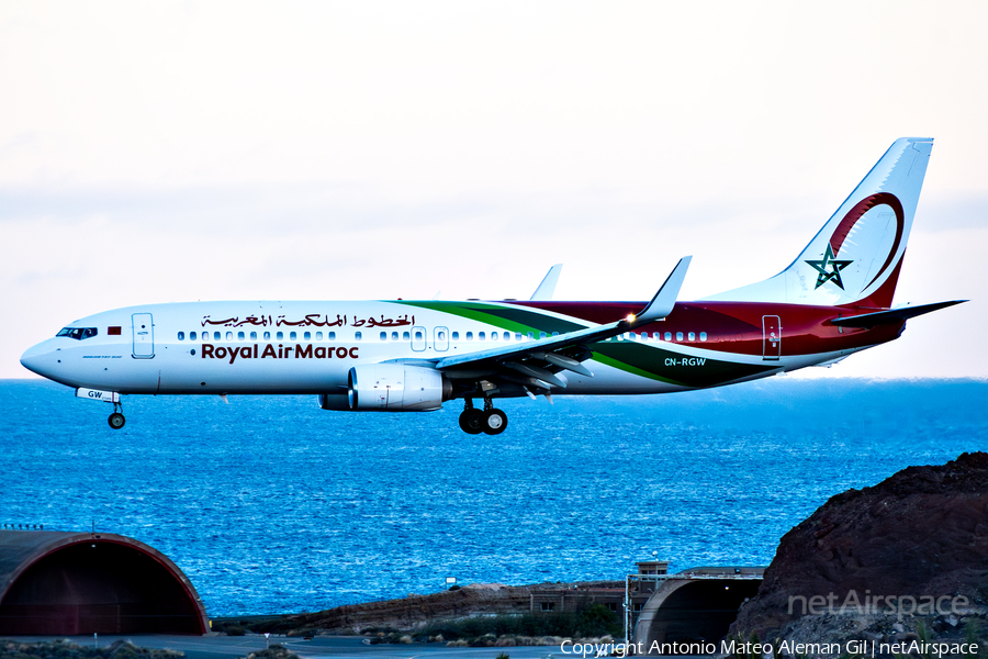 Royal Air Maroc Boeing 737-8SH (CN-RGW) | Photo 629503