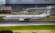 Royal Air Maroc Boeing 737-8B6 (CN-RNW) at  Lisbon - Portela, Portugal