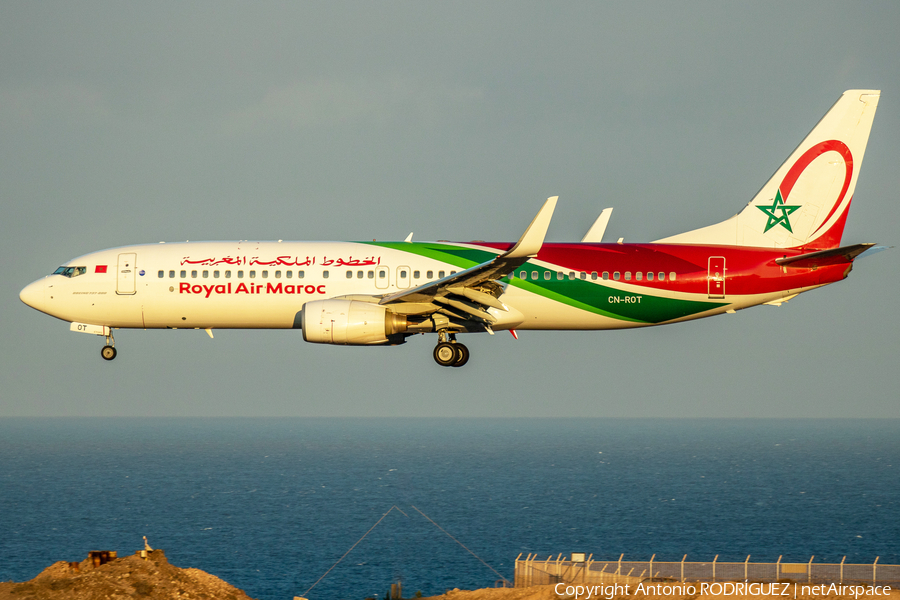 Royal Air Maroc Boeing 737-8B6 (CN-ROT) | Photo 469078