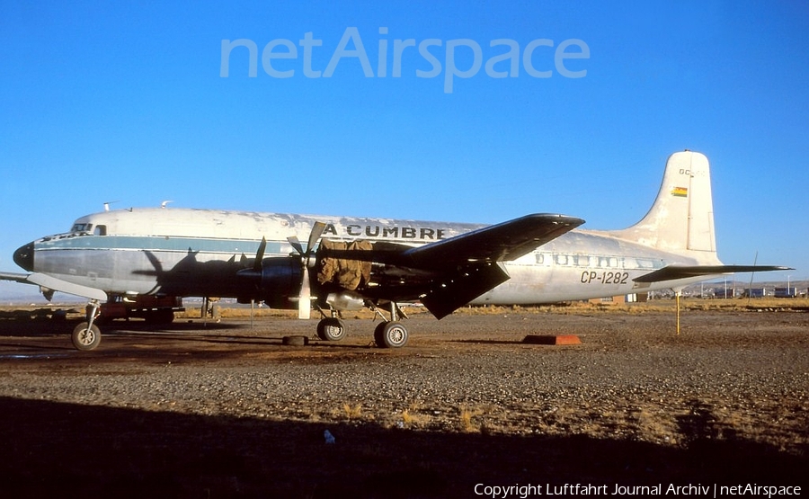 La Cumbre Transportes Aéreos Douglas DC-6A (CP-1282) | Photo 407290