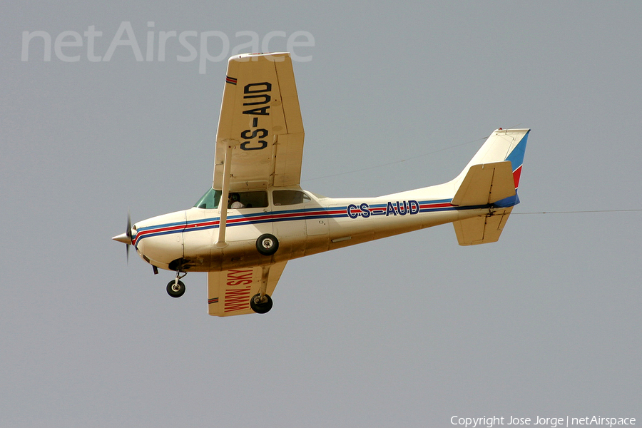 Sky Zone Cessna F172M Skyhawk (CS-AUD) | Photo 517444