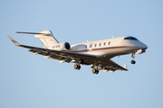 NetJets Europe Bombardier BD-100-1A10 Challenger 350 (CS-CHE) at  Farnborough, United Kingdom