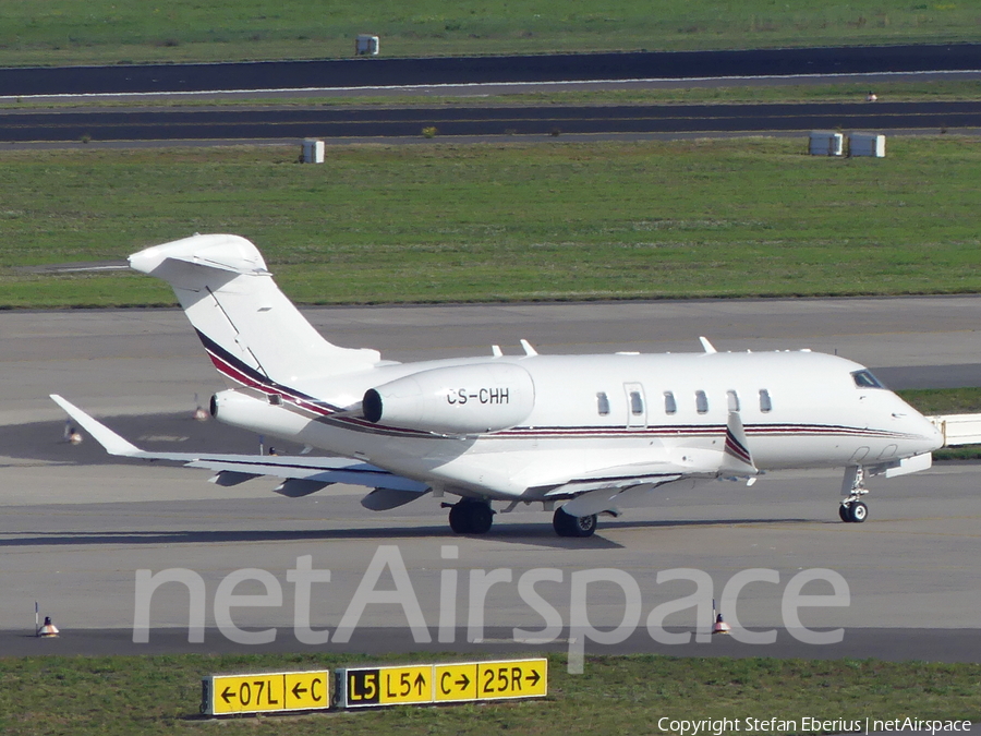 NetJets Europe Bombardier BD-100-1A10 Challenger 350 (CS-CHH) | Photo 529224