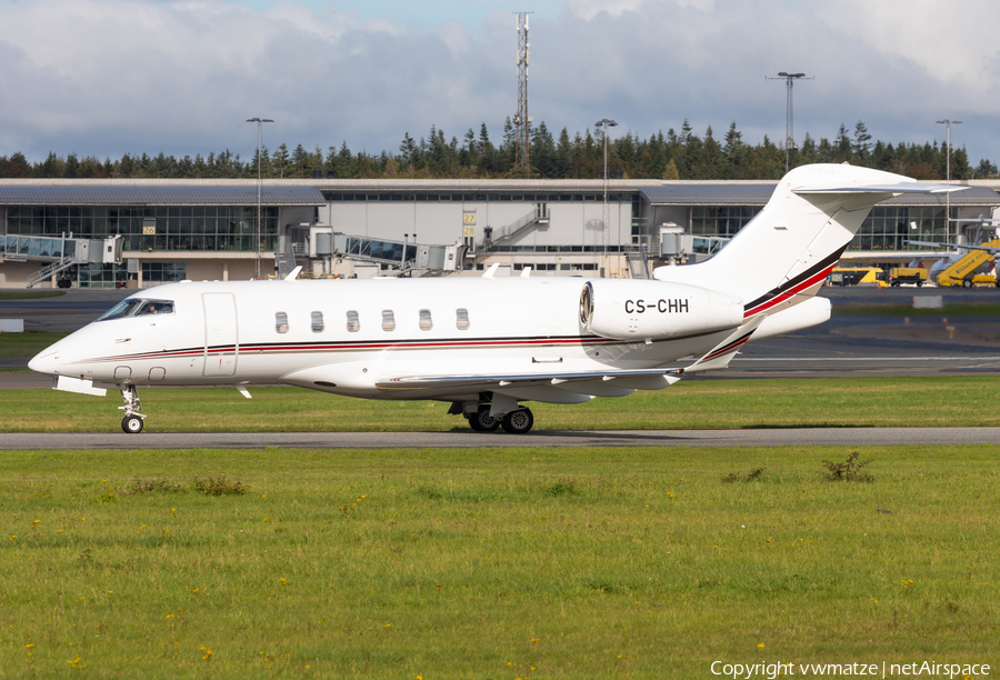 NetJets Europe Bombardier BD-100-1A10 Challenger 350 (CS-CHH) | Photo 406296