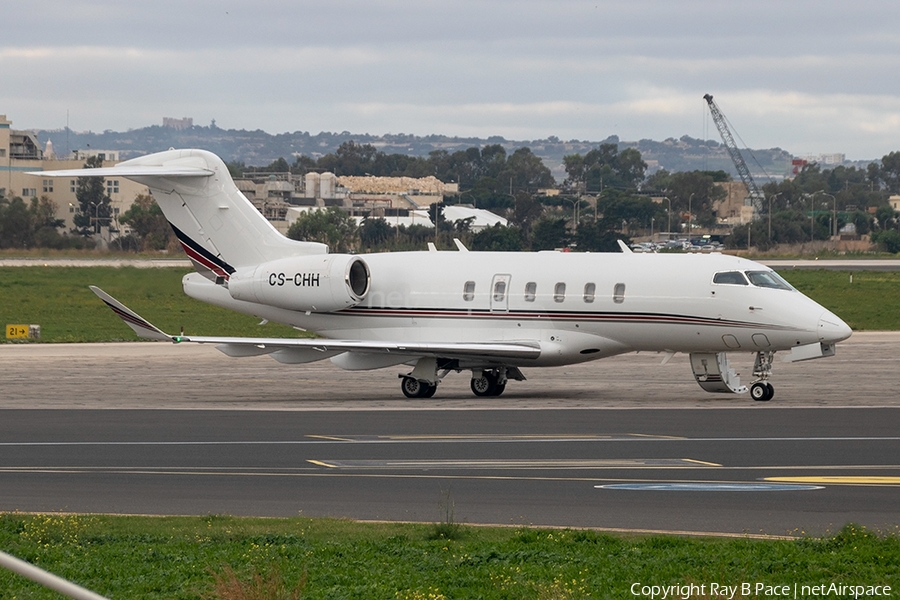 NetJets Europe Bombardier BD-100-1A10 Challenger 350 (CS-CHH) | Photo 604260