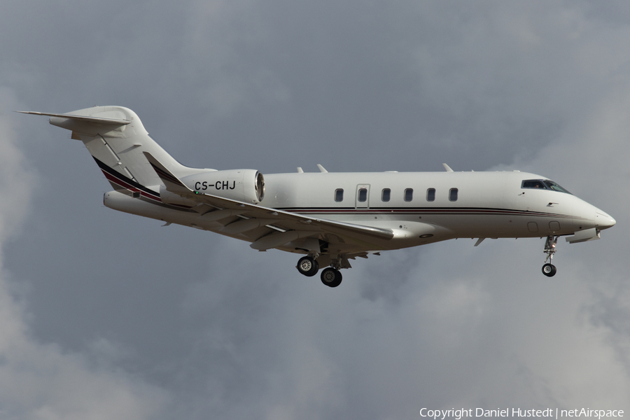NetJets Europe Bombardier BD-100-1A10 Challenger 350 (CS-CHJ) | Photo 471336