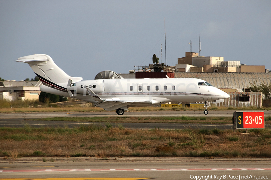 NetJets Europe Bombardier BD-100-1A10 Challenger 350 (CS-CHK) | Photo 477735