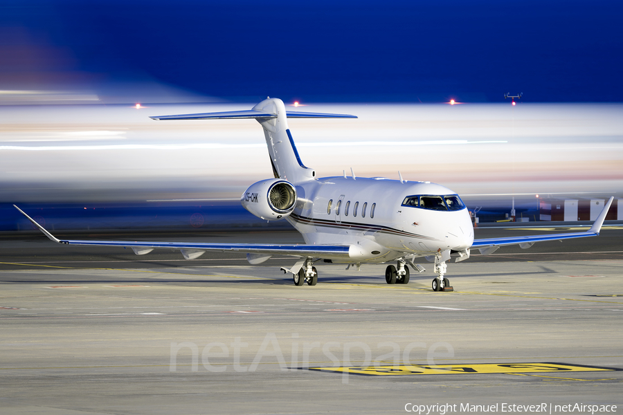 NetJets Europe Bombardier BD-100-1A10 Challenger 350 (CS-CHK) | Photo 554358
