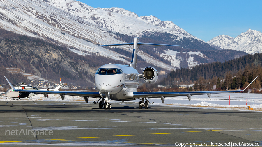 NetJets Europe Bombardier BD-100-1A10 Challenger 350 (CS-CHL) | Photo 660744