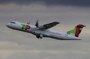 TAP Express (White) ATR 72-600 (CS-DJF) at  Lisbon - Portela, Portugal