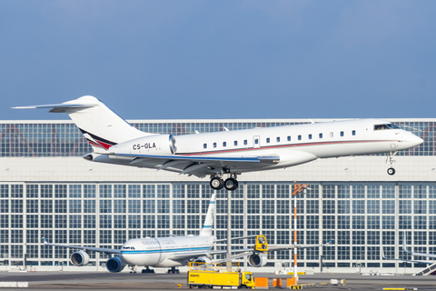 NetJets Europe Bombardier BD-700-1A10 Global 6000 (CS-GLA) at  Munich, Germany