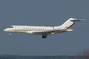 NetJets Bombardier BD-700-1A10 Global 6000 (CS-GLD) at  Budapest - Ferihegy International, Hungary