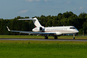 NetJets Europe Bombardier BD-700-1A10 Global 6000 (CS-GLH) at  Hamburg - Fuhlsbuettel (Helmut Schmidt), Germany