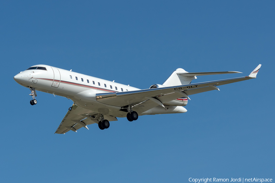 NetJets Europe Bombardier BD-700-1A11 Global 5000 (CS-GLY) | Photo 479290