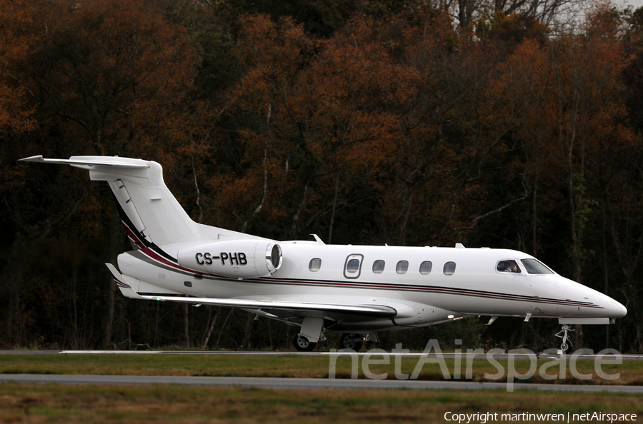 NetJets Europe Embraer EMB-505 Phenom 300 (CS-PHB) | Photo 277536