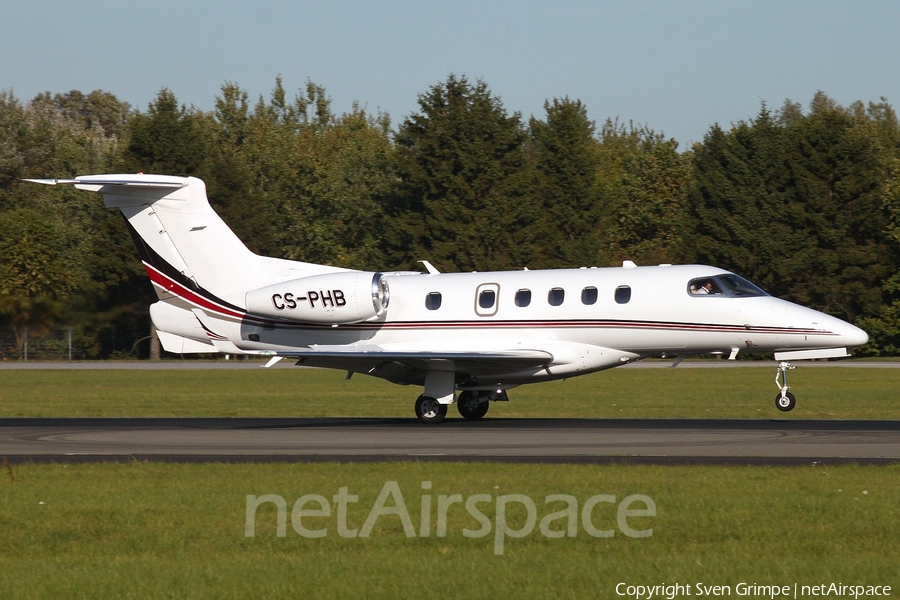 NetJets Europe Embraer EMB-505 Phenom 300 (CS-PHB) | Photo 267995