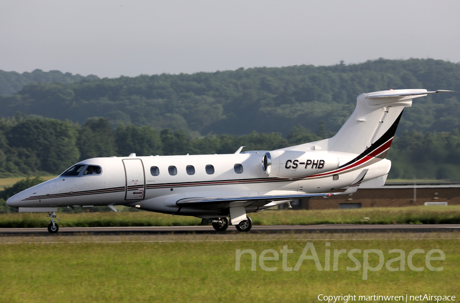 NetJets Europe Embraer EMB-505 Phenom 300 (CS-PHB) | Photo 246554