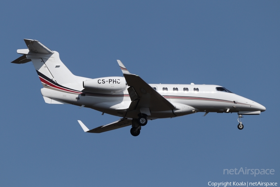 NetJets Europe Embraer EMB-505 Phenom 300 (CS-PHC) | Photo 561757
