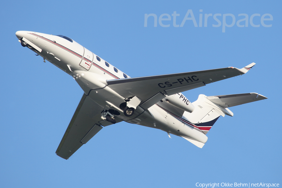NetJets Europe Embraer EMB-505 Phenom 300 (CS-PHC) | Photo 244436