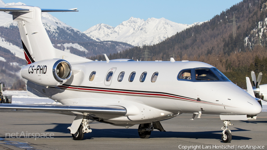 NetJets Europe Embraer EMB-505 Phenom 300 (CS-PHD) | Photo 367484