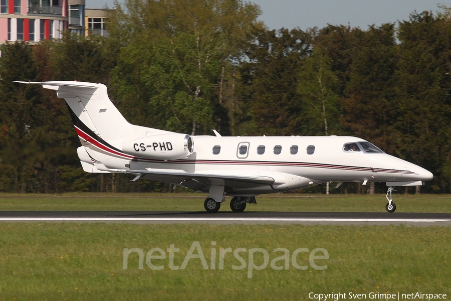 NetJets Europe Embraer EMB-505 Phenom 300 (CS-PHD) | Photo 76174