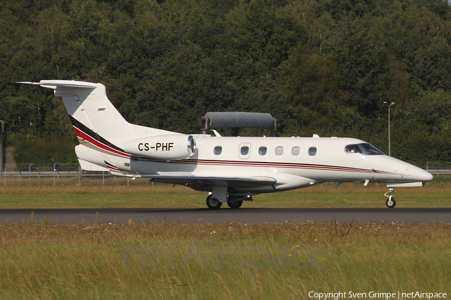 NetJets Europe Embraer EMB-505 Phenom 300 (CS-PHF) | Photo 638384