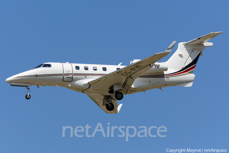 NetJets Europe Embraer EMB-505 Phenom 300 (CS-PHI) | Photo 181785