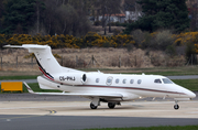 NetJets Europe Embraer EMB-505 Phenom 300 (CS-PHJ) at  Farnborough, United Kingdom