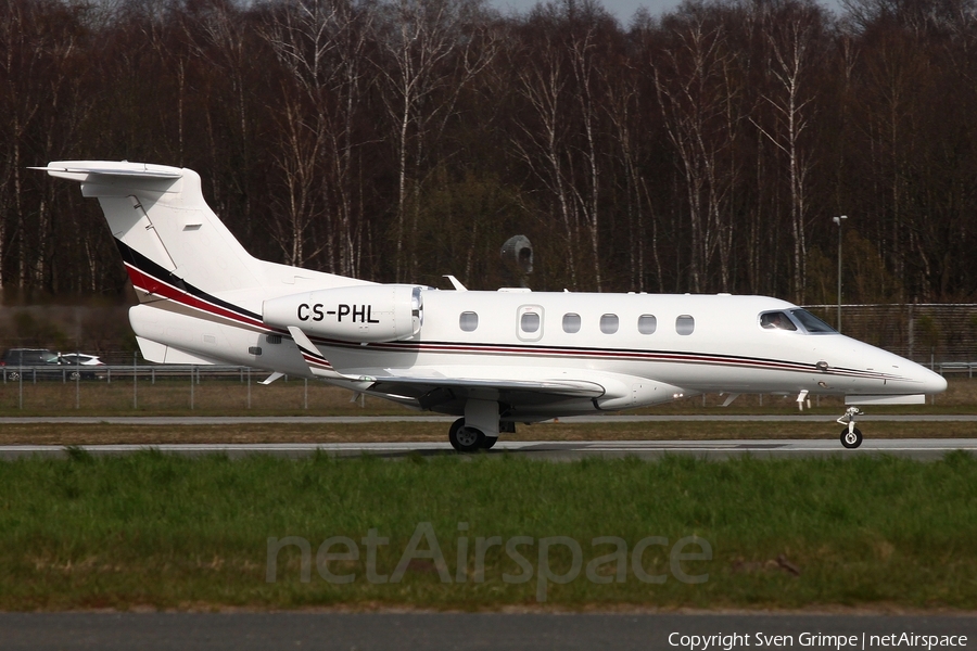 NetJets Europe Embraer EMB-505 Phenom 300 (CS-PHL) | Photo 503496