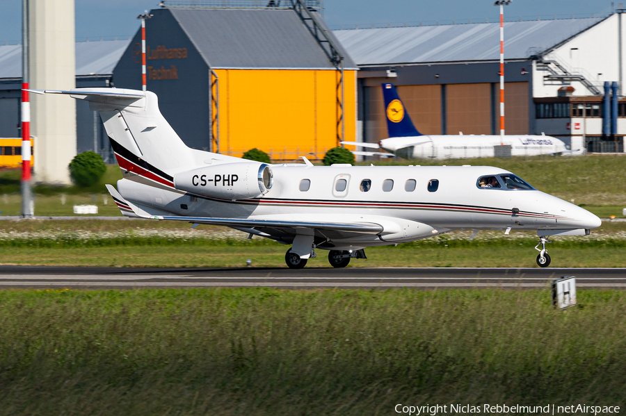 NetJets Europe Embraer EMB-505 Phenom 300 (CS-PHP) | Photo 452947