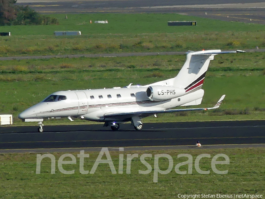 NetJets Europe Embraer EMB-505 Phenom 300 (CS-PHS) | Photo 529238