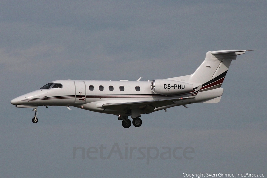 NetJets Europe Embraer EMB-505 Phenom 300 (CS-PHU) | Photo 614852