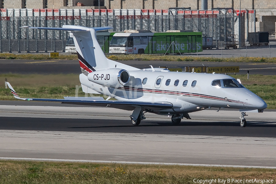 NetJets Europe Embraer EMB-505 Phenom 300E (CS-PJD) | Photo 676743
