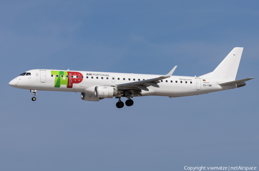 TAP Express (Portugalia) Embraer ERJ-195LR (ERJ-190-200LR) (CS-TAW) | Photo 572663