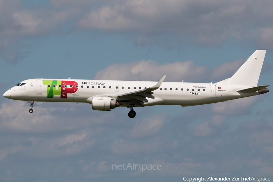 TAP Express (Portugalia) Embraer ERJ-195LR (ERJ-190-200LR) (CS-TAY) | Photo 585305