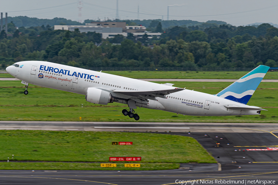 EuroAtlantic Airways Boeing 777-212(ER) (CS-TFM) | Photo 467963