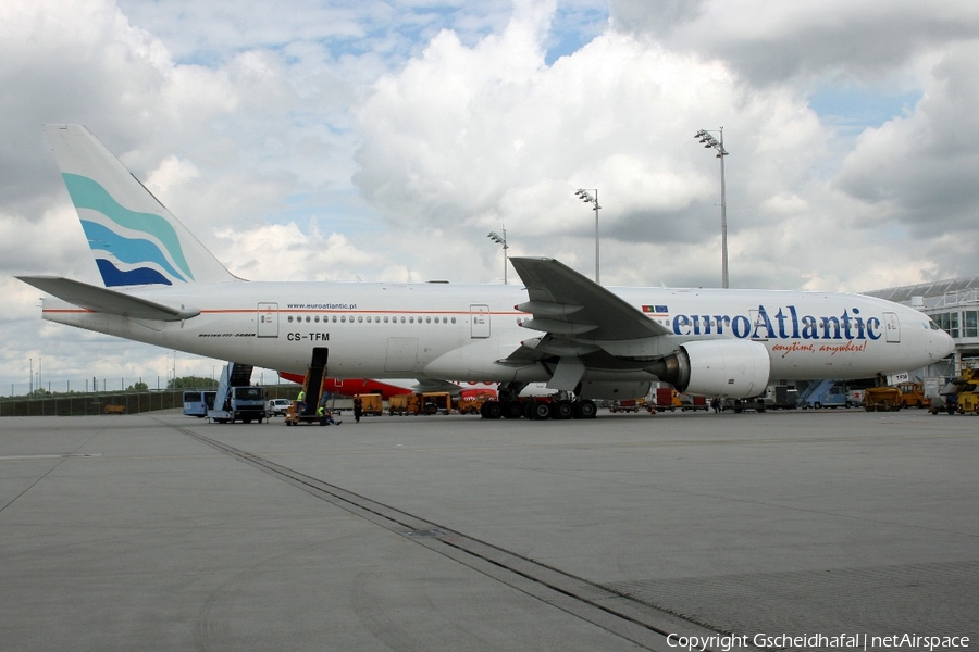 EuroAtlantic Airways Boeing 777-212(ER) (CS-TFM) | Photo 16876