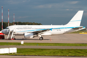 PrivatAir (White Airways) Airbus A319-115X CJ (CS-TFU) at  Hamburg - Fuhlsbuettel (Helmut Schmidt), Germany