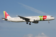 TAP Air Portugal Airbus A321-211 (CS-TJF) at  Amsterdam - Schiphol, Netherlands