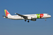 TAP Air Portugal Airbus A321-211 (CS-TJF) at  Amsterdam - Schiphol, Netherlands